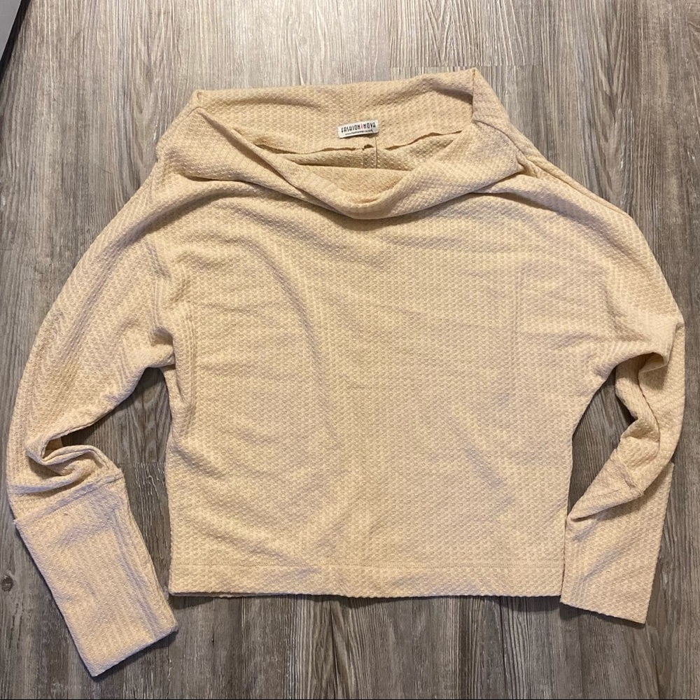 NWT Fashion Nova Top